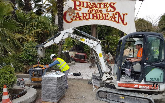 Pirates des Caraïbes, Parc Disney - Panachage de granits