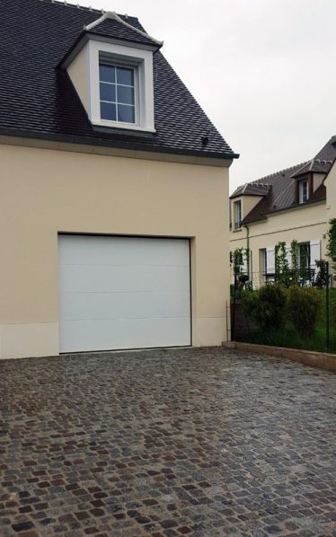 Devant maison pavé granit parisien